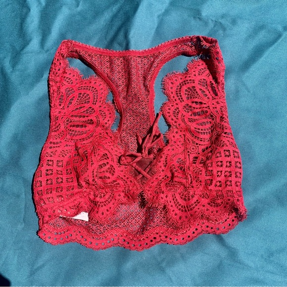 Lace lingerie sexy red bra from Victoria Secret - Picture 1 of 4